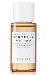 Зволожуючий тонер з центелою та гіалуроновою кислотою Skin 1004 Madagascar CENTELLA 30 млЗволожуючий тонер з центелою та гіалуроновою кислотою Skin 1004 Madagascar CENTELLA 30 мл