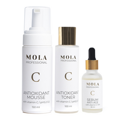 Набір MOLA для догляду за шкірою з вітаміном C (10%)Набір MOLA для догляду за шкірою з вітаміном C (10%)
